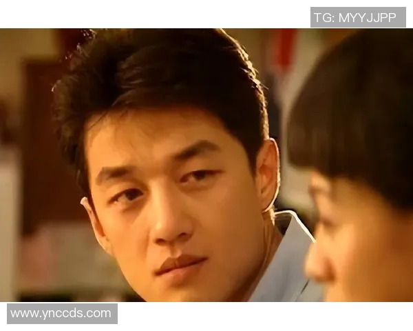 男主足球明星的成长之路与爱情纠葛的青春故事